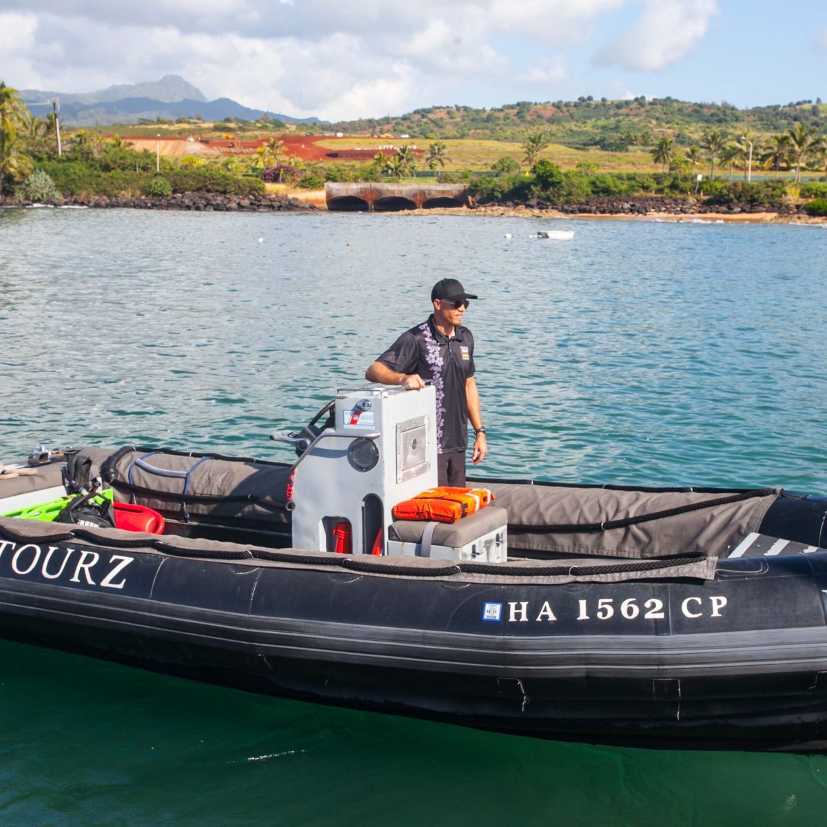 a small boat in a body of water
